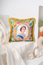 Decorative Queen Patterned Digital Printed Velvet Cushion Cover with Fringes